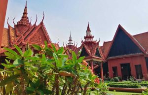 How-many-days-do-you-need-in-Phnom-Penh.-From-SiemReapShuttle.com_