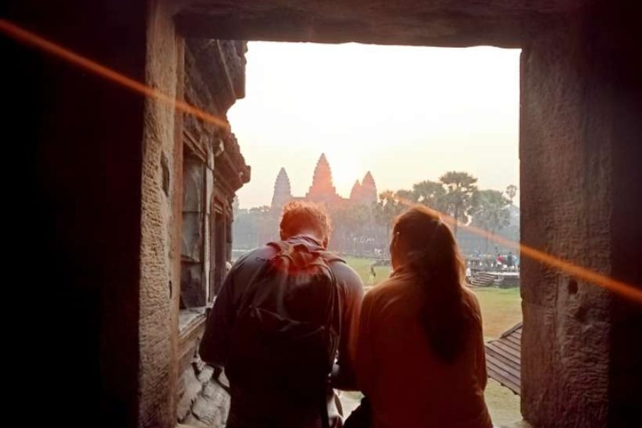 Angkor Sunrise with 3 main temple tours small group join-in tour by siemreapshuttle.com